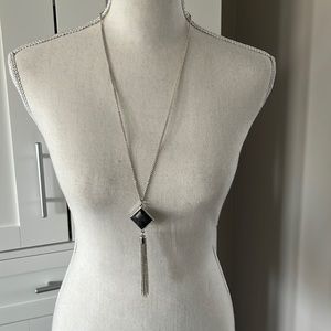 Long pendant necklace